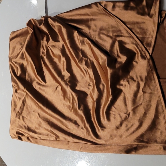 2 piece skirt outfit - Picture 4 of 4